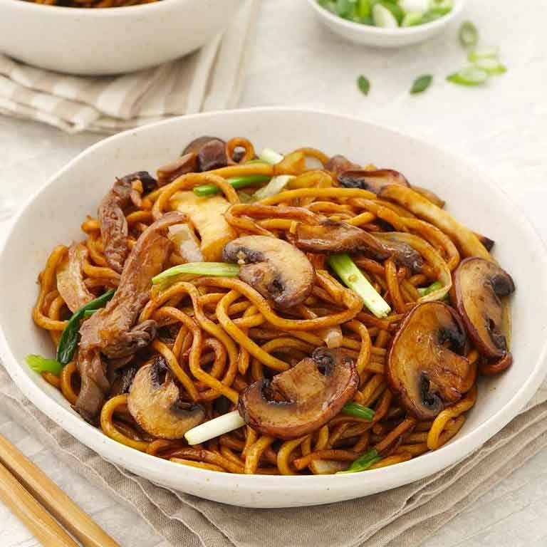 Mushroom Fried Noodles