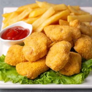 CHICKEN NUGGET & CHIPS