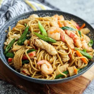 SEAFOOD MIXED FRIED NOODLES